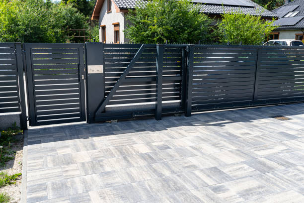 Best Driveway Paving Contractor  in East Farmingdale, NY